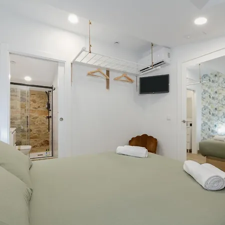 Elegante Moderna Con Parking By *